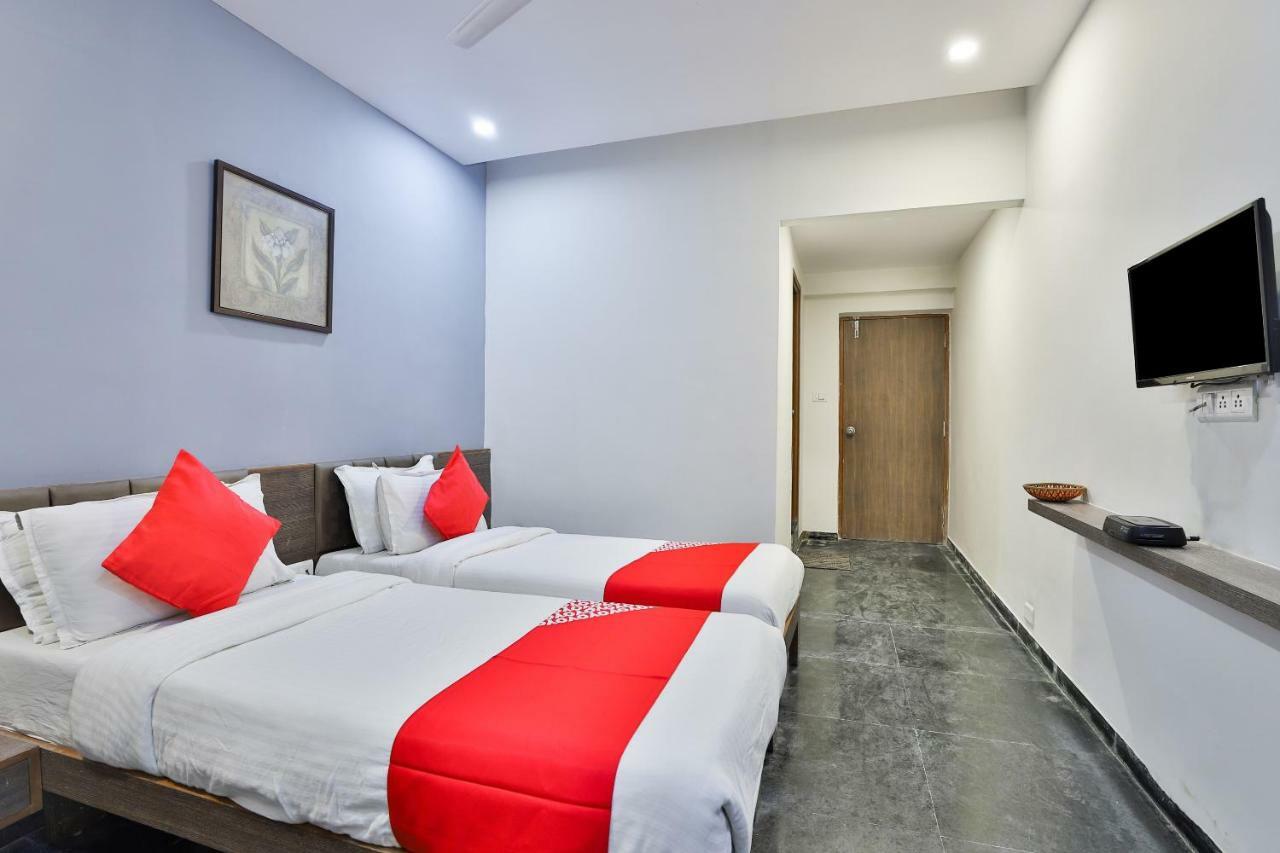 Hotel Chicago Ahmadábád Kültér fotó